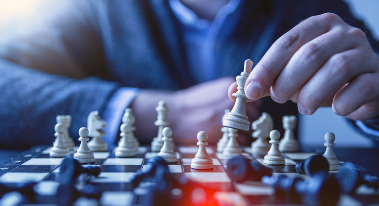 Chess calms nerves, improves mental health throughout pandemic  | UN News – SDGs